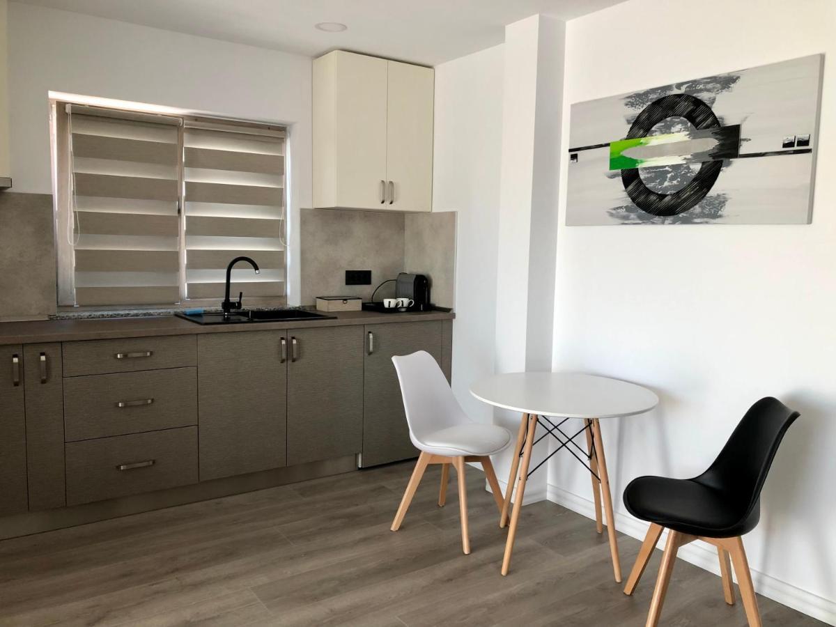 Modern And New Apartments In North Of Timisoara - Pnm Residence Dumbravita  Экстерьер фото