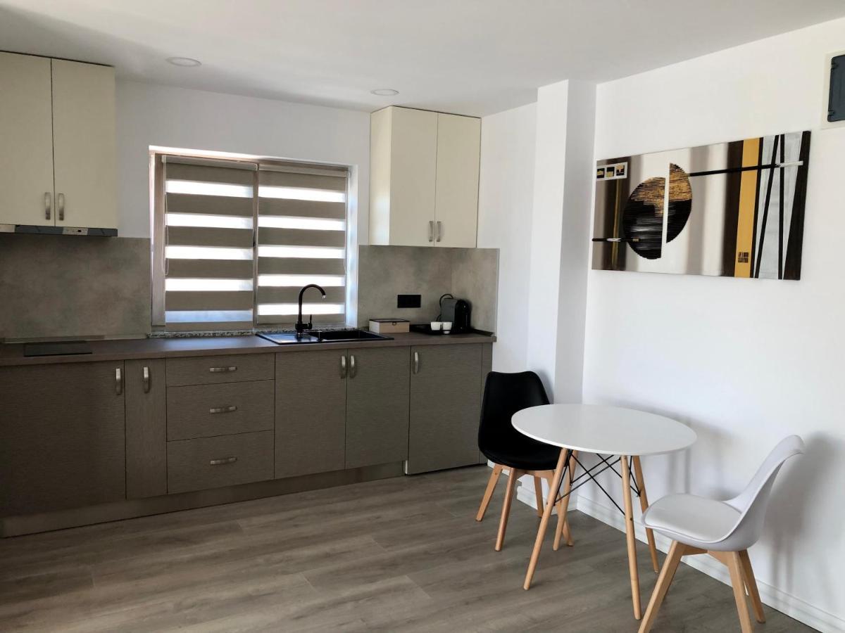 Modern And New Apartments In North Of Timisoara - Pnm Residence Dumbravita  Экстерьер фото